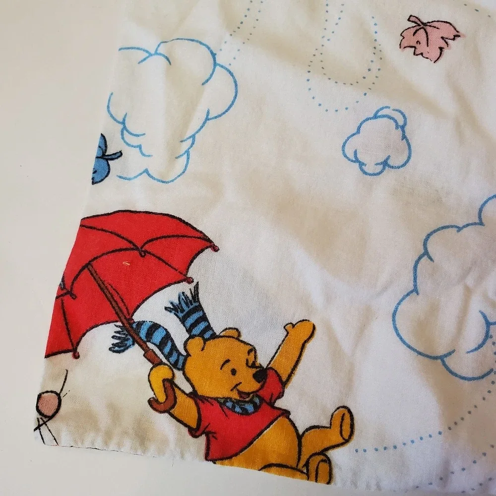 Winnie The Pooh Vintage Small Toddler‎ Pillow Case Umbrella Eeyore Balloons